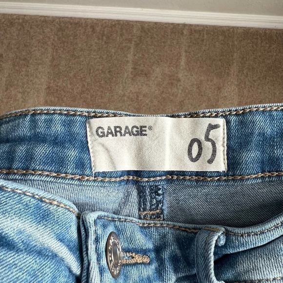GARAGE Light Wash High Rise Skinny Leg Trashed Ripped Knee Denim Blue Jeans 5 - Picture 5 of 5